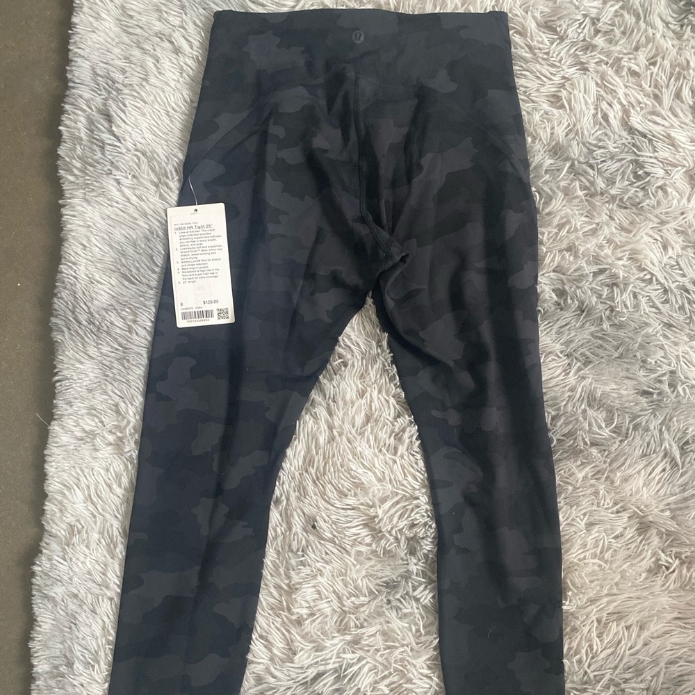 Lululemon leggings size 8